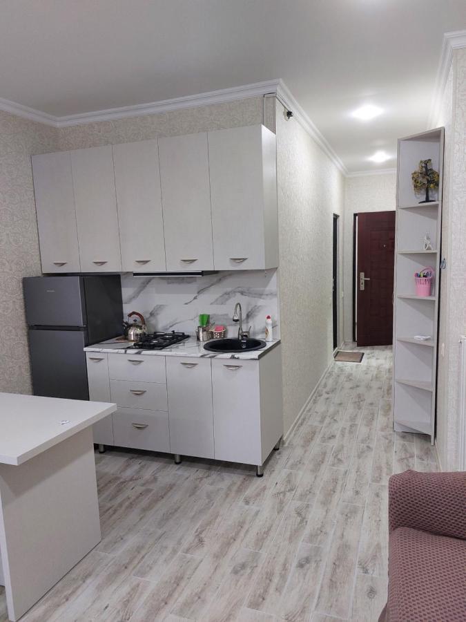 Kobuleti Rezidens Studio Apartament Giorgiアパートメント エクステリア 写真